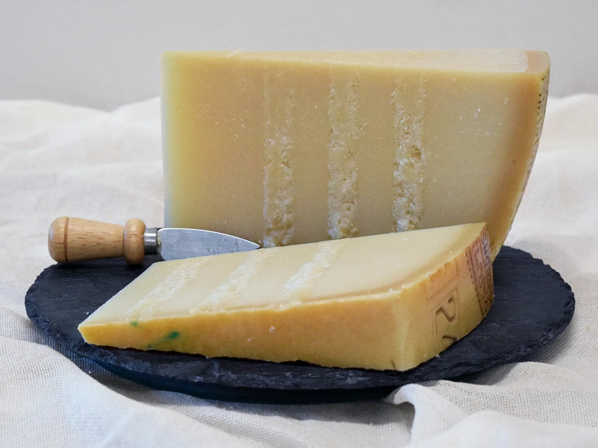 Parmigiano Reggiano halal 12 mesi