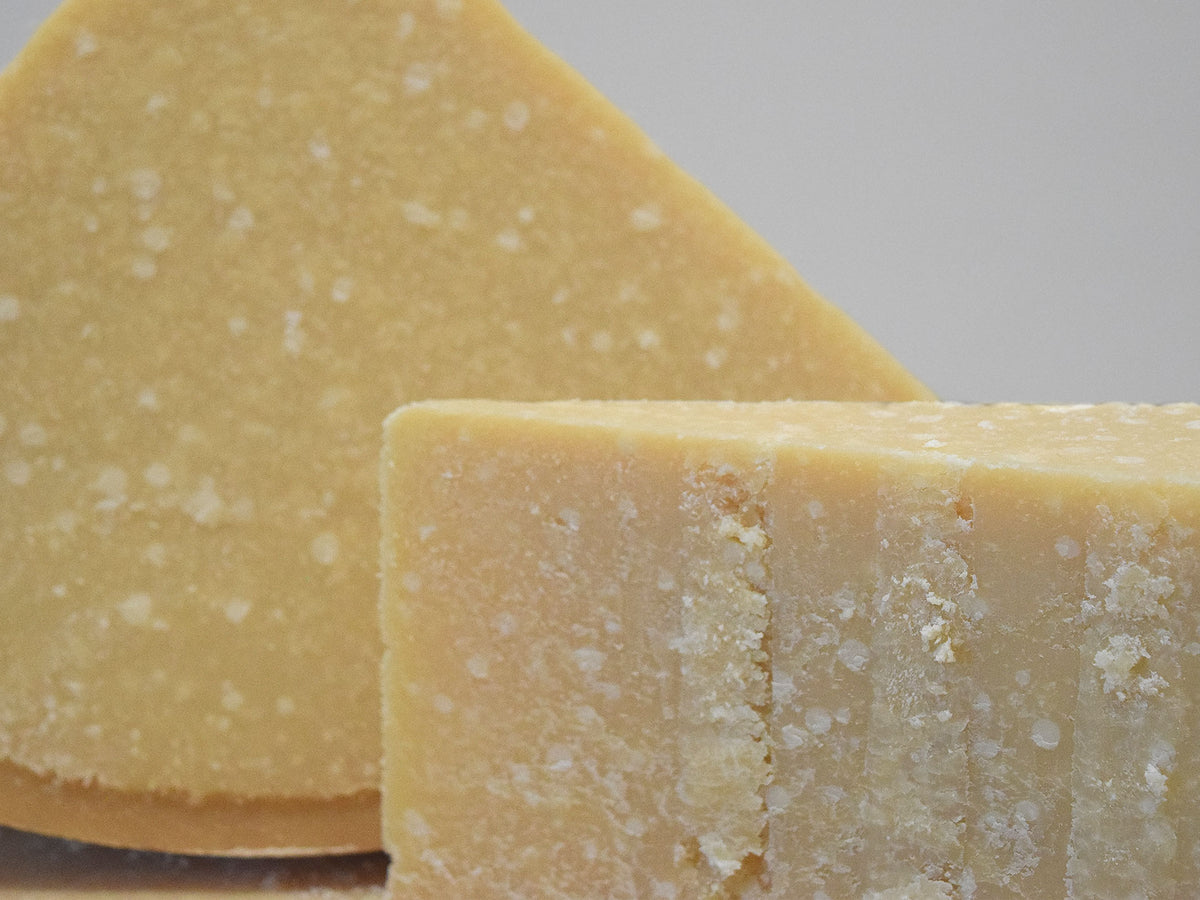 Scaglia di Parmigiano Reggiano stagionato